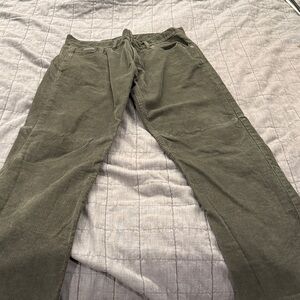 Calvin Klein Jeans Men's Forest Corduroy Pants